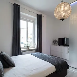 Executive Double With En-suite In Rue Trevires R3 Gasthof